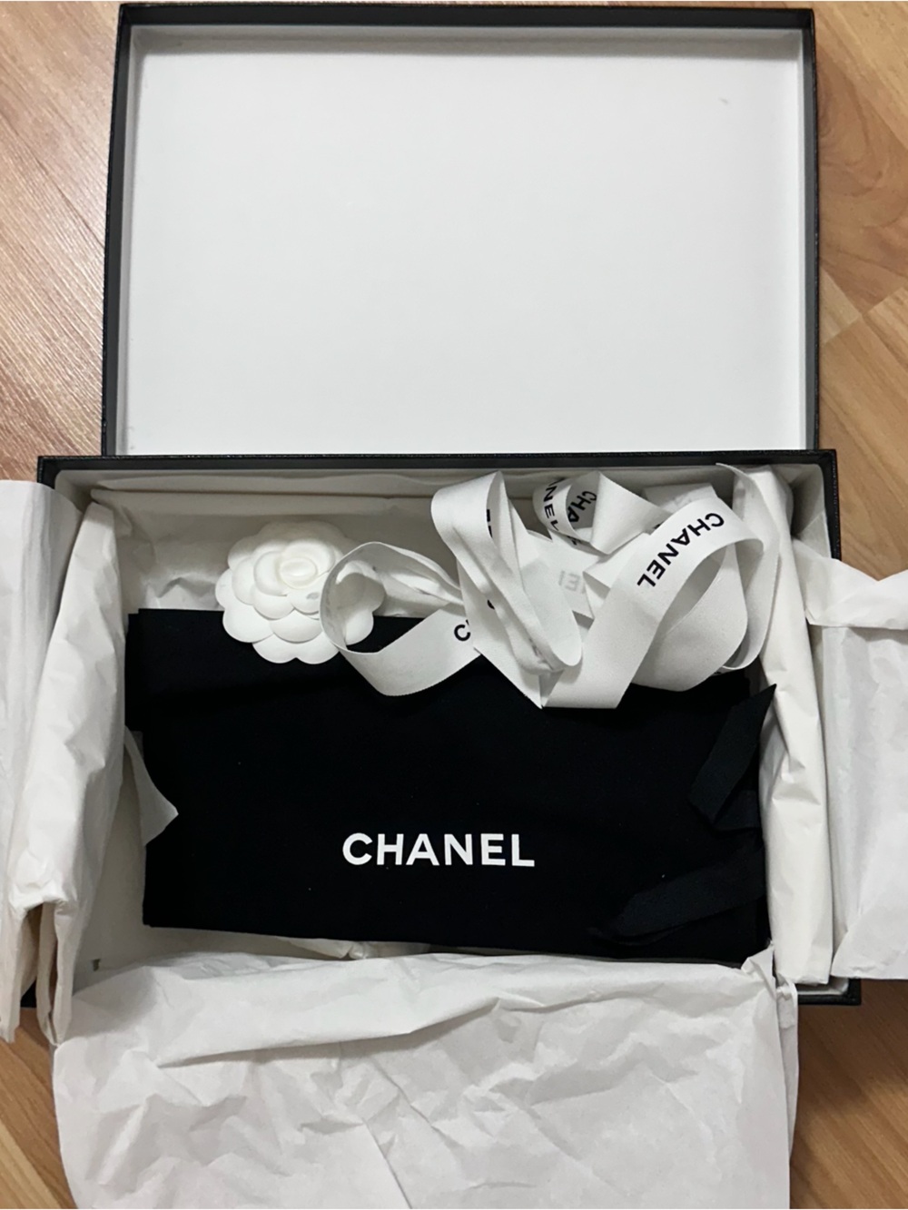 CHANEL shoe box set packaging - dust bag ribbon camellia - Picture 3 of 4